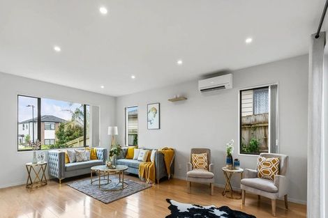 Photo of property in 13 Huahua Crescent, Papakura, 2110