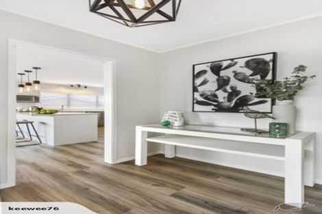 Photo of property in 41 Luton Avenue, Sunnyhills, Auckland, 2010