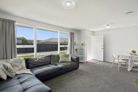 Photo of property in 2/161 Beach Road, North New Brighton, Christchurch, 8083