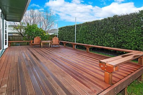 Photo of property in 2/16 View Road, Papakura, 2110