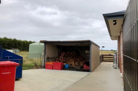 Photo of property in 381 Bay Road, West Plains, Invercargill, 9879