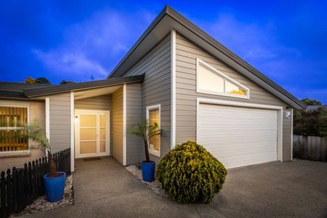 Photo of property in 15 Datum Way, Paraparaumu, 5032