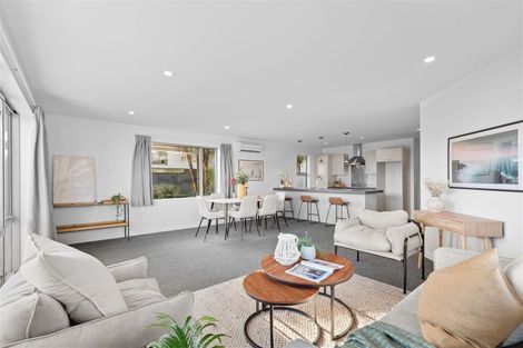 Photo of property in 98 Gilberthorpes Road, Hei Hei, Christchurch, 8042