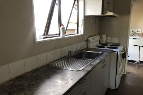 Photo of property in 2/150 Settlement Road, Papakura, 2110