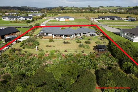 Photo of property in 28 Awatiro Drive, Kaukapakapa, 0871