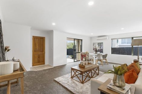 Photo of property in 76 Drake Street, Howick, Auckland, 2014