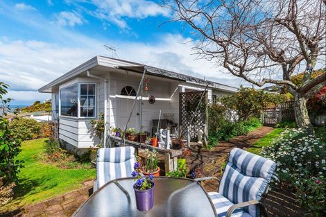 Photo of property in 2/8 Kinder Street, Acacia Bay, Taupo, 3330