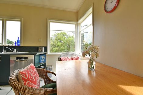 Photo of property in 15 Bernard Street, Kenmure, Dunedin, 9011