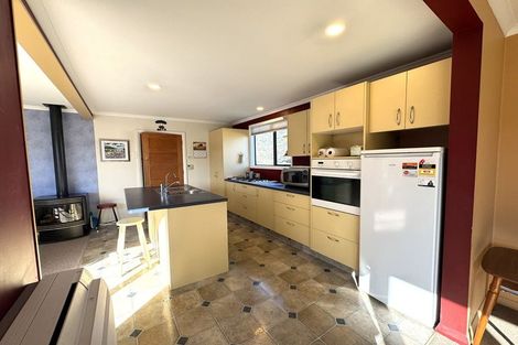 Photo of property in 24 Lanark Street, Balclutha, 9230