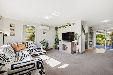 Photo of property in 76 Moana View Road, Waikawa, Picton, 7220