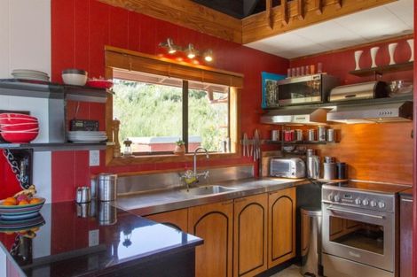 Photo of property in 6 Lichen Grove, Russell, 0272