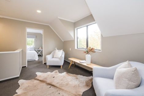 Photo of property in 8 Harrow Place, Hokowhitu, Palmerston North, 4410