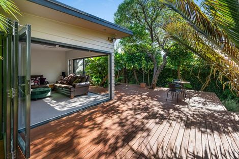 Photo of property in 6 Hall Street, Napier South, Napier, 4110