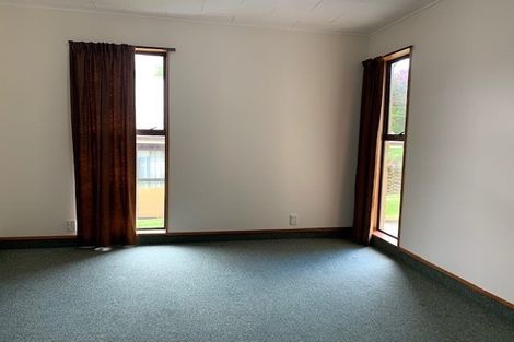 Photo of property in 18a Wynyard Crescent, Fernhill, Queenstown, 9300