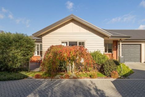 Photo of property in 33e Streamside Court, Woolston, Christchurch, 8062