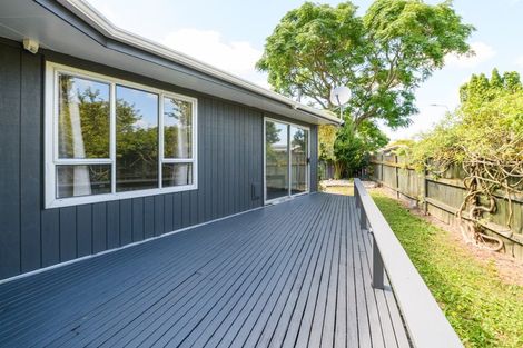 Photo of property in 8 Spilman Place, Awapuni, Palmerston North, 4412