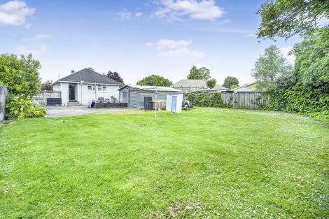 Photo of property in 24 Paul Crescent, Fairfield, Hamilton, 3214