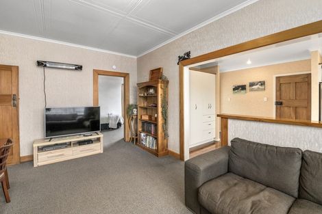 Photo of property in 2 Weraroa Road, Levin, 5510