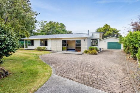 Photo of property in 35 Dives Avenue, Hawera, 4610
