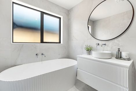 Photo of property in 16 Wooing Tree Avenue, Cromwell, 9310