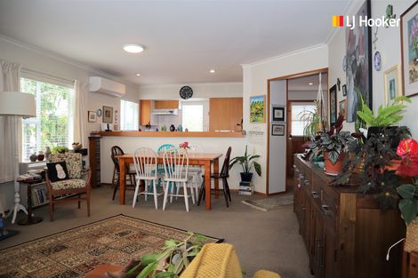 Photo of property in Balmoral Park, 4/31 Eastbourne Street, Caversham, Dunedin, 9012