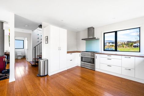 Photo of property in 28 Wabler Lane, Albert Town, Wanaka, 9305