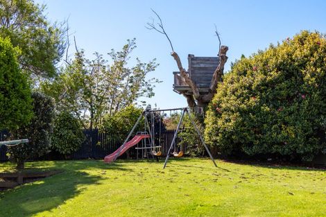 Photo of property in 35 Callender Terrace, Paraparaumu Beach, Paraparaumu, 5032