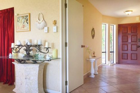 Photo of property in 52 Corinna Street, Welcome Bay, Tauranga, 3112