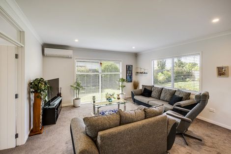 Photo of property in 22 Pukaki Place, Poraiti, Napier, 4112