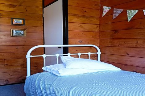 Photo of property in 12 Deller Drive, Carterton, 5713