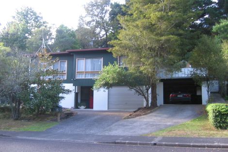 Photo of property in 14 Trelawny Place, Hillcrest, Auckland, 0627