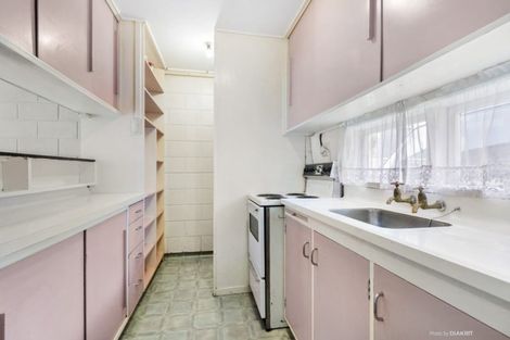 Photo of property in Paddington Apartments, 13/15 Mckinley Crescent, Brooklyn, Wellington, 6021