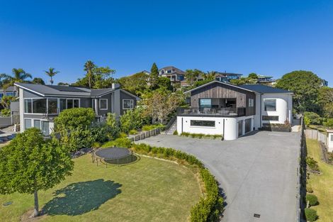 Photo of property in 71 Pah Road, Cockle Bay, Auckland, 2014