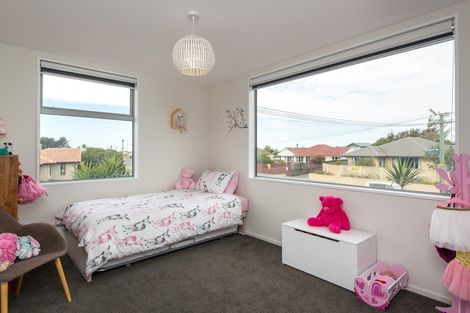 Photo of property in 1a Aston Drive, Waimairi Beach, Christchurch, 8083