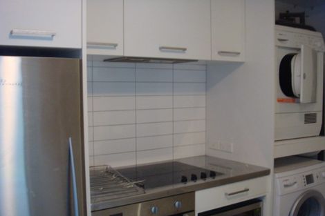 Photo of property in The Capital, 4/370 Oriental Parade, Oriental Bay, Wellington, 6011