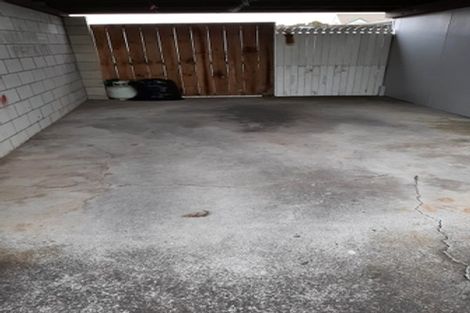 Photo of property in 2/127 Portage Road, New Lynn, Auckland, 0600