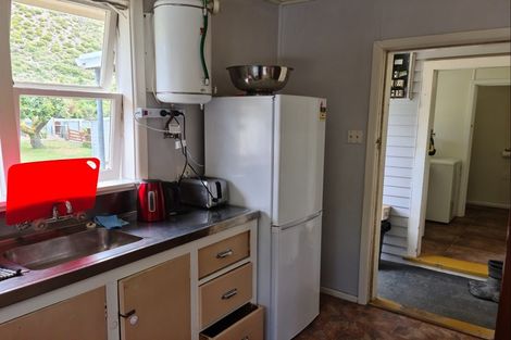 Photo of property in 79 Bledisloe Street, Kurow, 9435