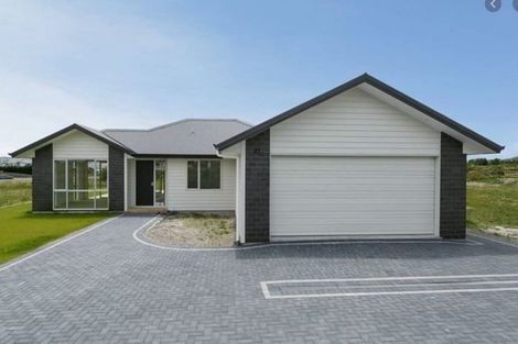 Photo of property in 10 Kara Place, Wharewaka, Taupo, 3330