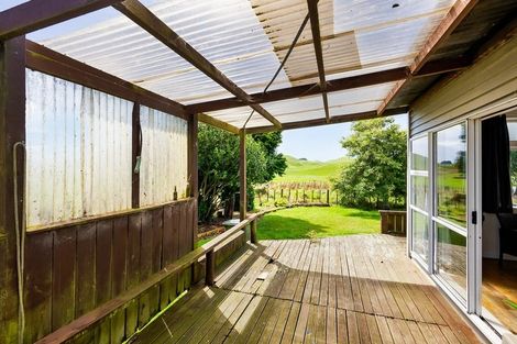 Photo of property in 49 Standish Road, Toko, Stratford, 4392