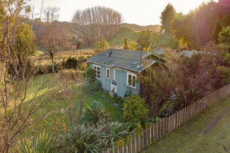 Photo of property in 37 Creek Road, Mangamahu, Whanganui, 4586