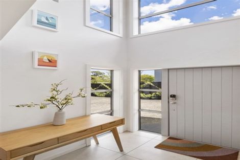 Photo of property in 7a Varlene Terrace, Forrest Hill, Auckland, 0620