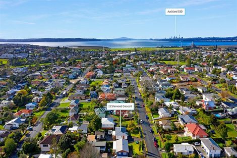 Photo of property in 15 Sherwood Avenue, Te Atatu South, Auckland, 0610