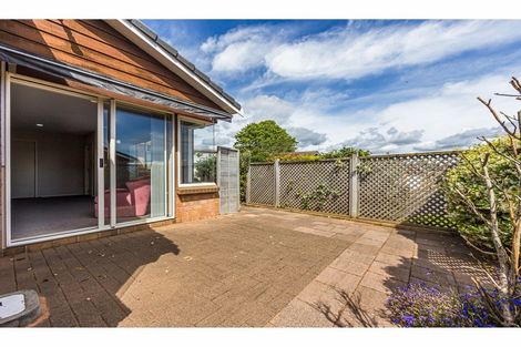 Photo of property in 53 The Grove, Red Beach, 0932