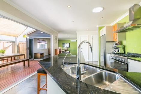 Photo of property in 101a Taradale Road, Onekawa, Napier, 4110