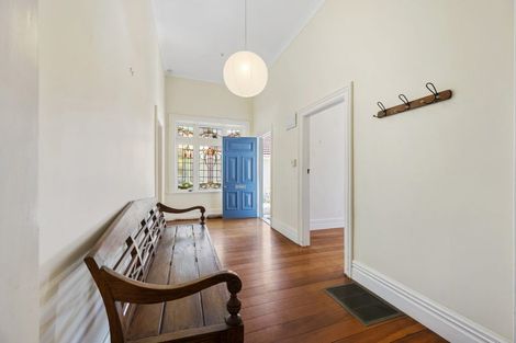Photo of property in 176 Derwent Street, Island Bay, Wellington, 6023