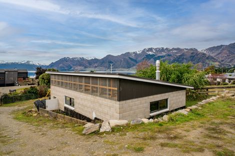 Photo of property in 217 Lakeview Terrace, Lake Hawea, Wanaka, 9382