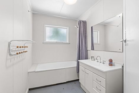 Photo of property in 1 Barclays Road, Little River, 7591