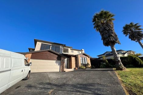 Photo of property in 4 Andara Close, Pinehill, Auckland, 0632