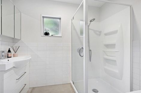 Photo of property in 19j Kabul Street, Khandallah, Wellington, 6035