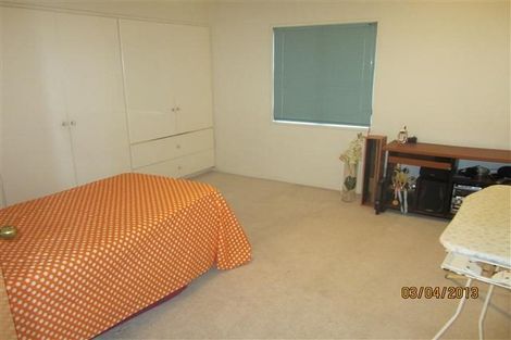 Photo of property in 80m Tirimoana Road, Te Atatu South, Auckland, 0602